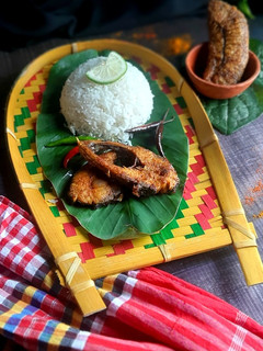 বরিশালী ইলিশ ভাজা। রেসিপির প্রধান ছবি