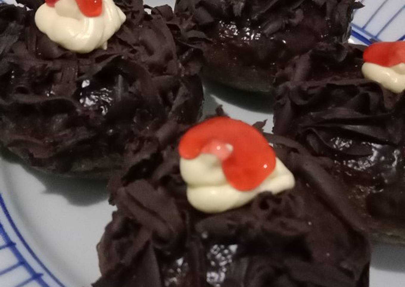 Donat black forest