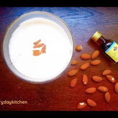 Almond milk A picture of Almond milk.