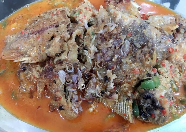 Resep Gulai Ikan Emas / Bisa di ganti nila / mujair / bandeng dll ) yang Enak