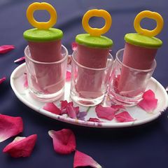 A picture of Rose gulkand kulfi.