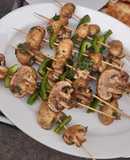 Brochetas de champiñones