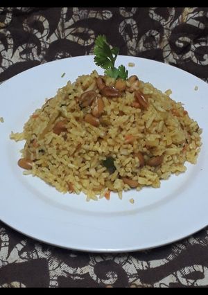 फोडणीचा भात (fodnicha bhat recipe in marathi) रेसिपी चे मुख्य फोटो 