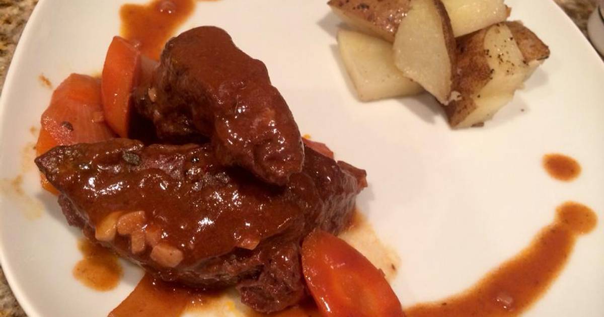 Red Wine Braised Short Ribs Recipe By Deanthegreen Cookpad