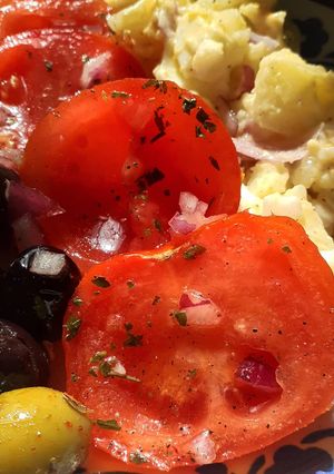 Une photo de Salade Tomate fraîche et pomme de terre