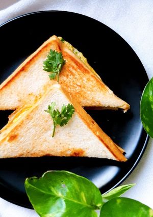 Hình của món Bánh mì sandwich kẹp trứng (2 kiểu).