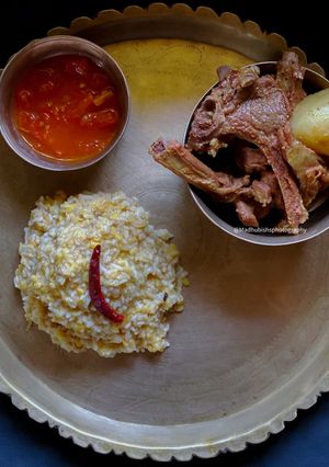 A picture of Niramish Mangsho.