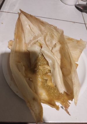 Una foto de Tamales de raja verdes