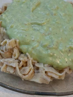 Una foto de Salsa de brócoli