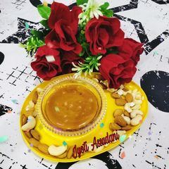 A picture of Caramel sauce Butterscotch Ice cream sauce.