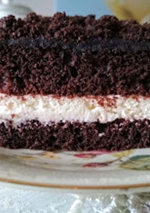 Zdjęcie przepisu Ciasto z coca-colą i kremem mascarpone.