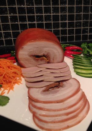 Hình của món Thịt Xá Xíu Bánh Mì .