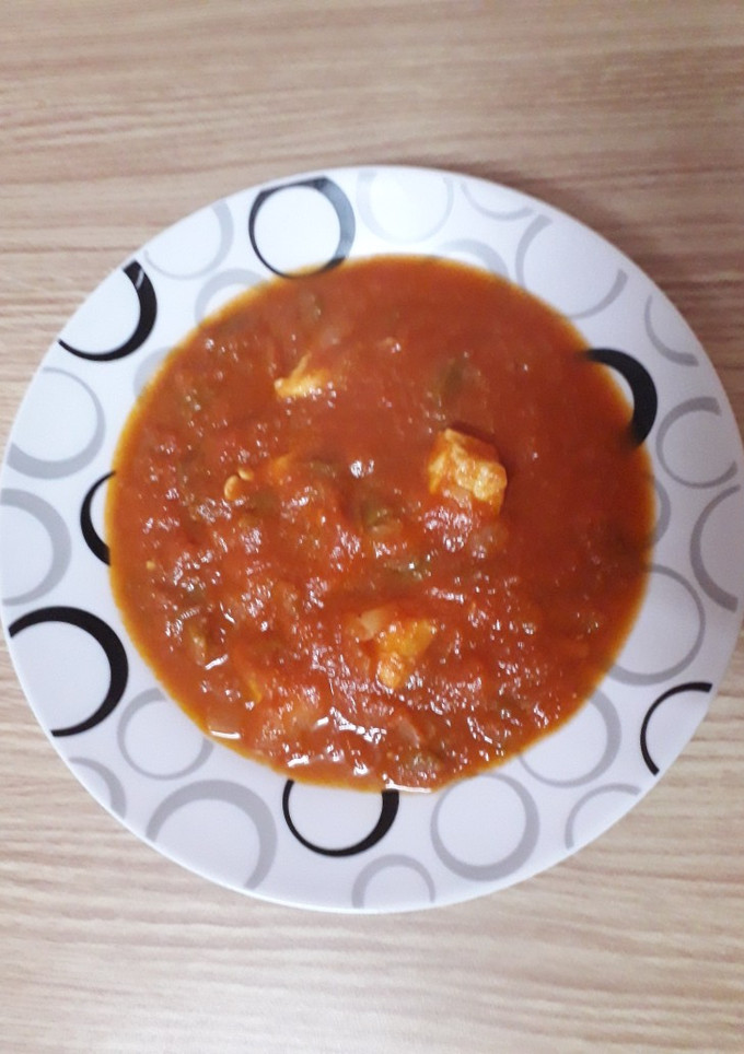Una foto de Tomates con pollo