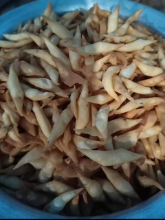 नमक पारे (namak pare recipe in Hindi) रेसिपी मुख्य फोटो