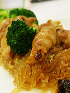 冬粉香菇肉捲(麻辣醬食譜) 的食譜成品照片