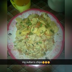 A picture of Sultan chips and crumble egg.