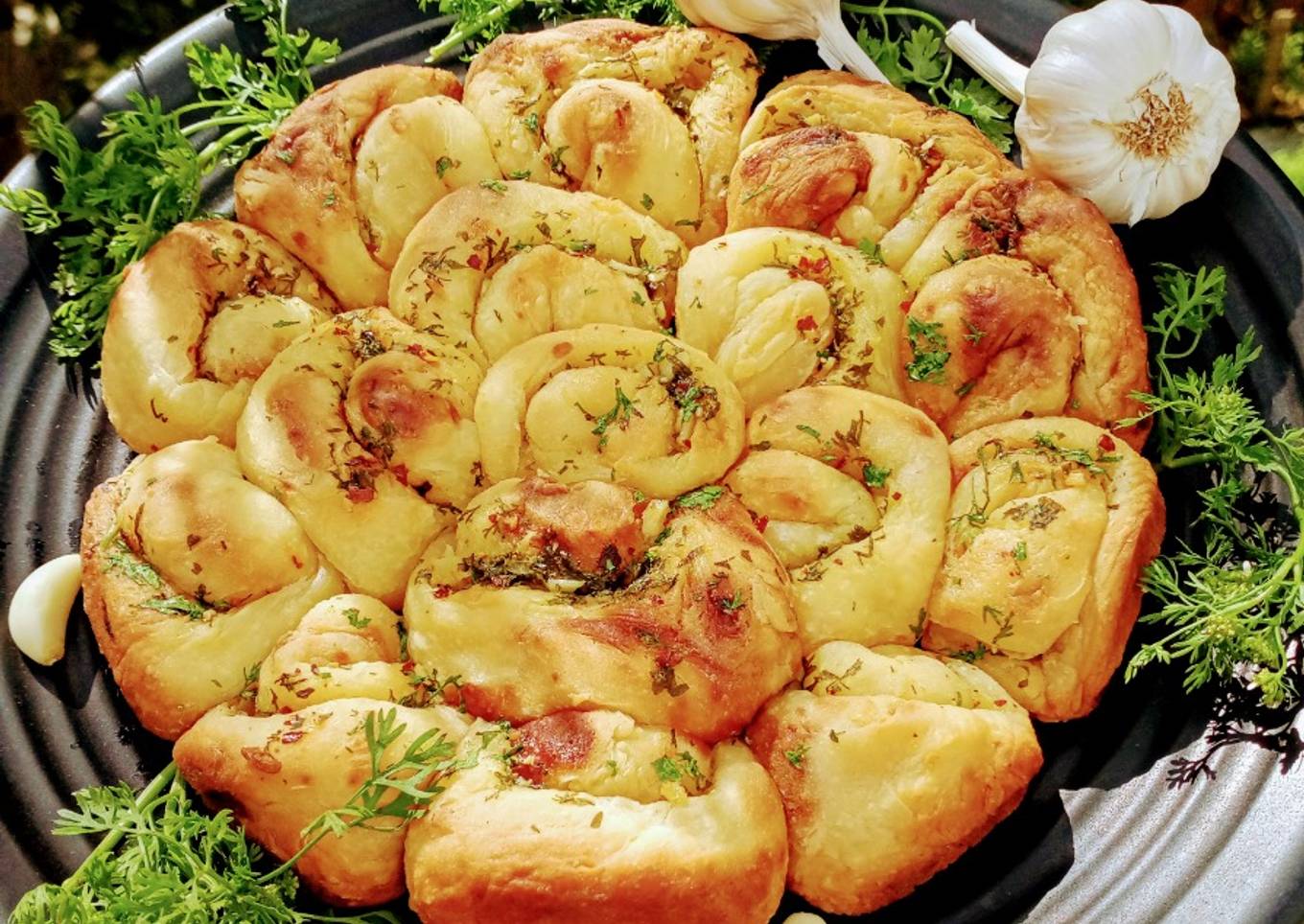Flower Garlic bread