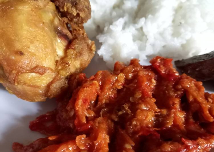 Langkah Mudah untuk Membuat Ayam Penyet Lamongan Anti Gagal