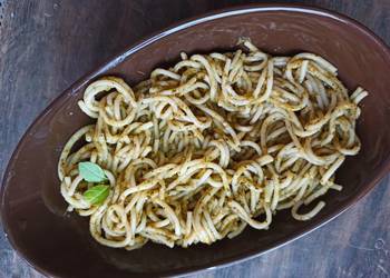 Easiest Way to Recipe Perfect Green spaghetti
