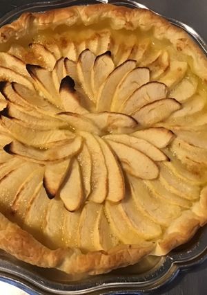 Une photo de Tarte aux pommes et lemon curd maison