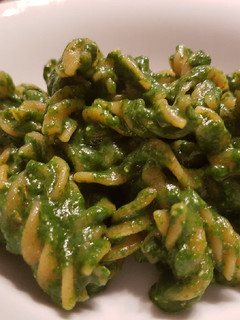 Una foto de Pasta con espinacas sin gluten