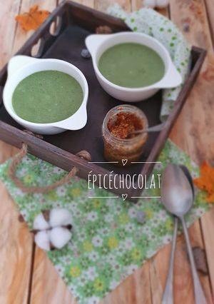 Une photo de Soupe blettes cardons a la moutarde