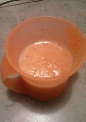 A picture of Fruit smoothie .