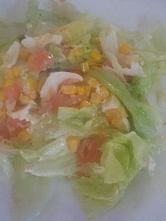 Una foto de Ensalada de salmón