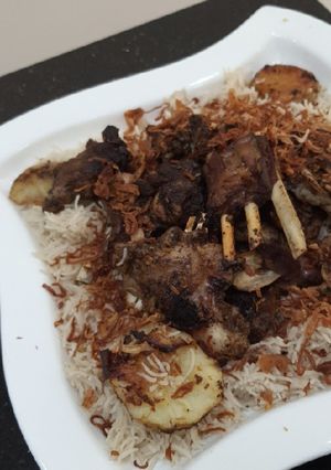 صورة لوصفة أرز مع اللحم العربي
