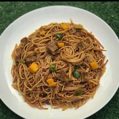 A picture of Fried spaghetti.