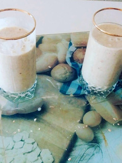 A picture of Oats, Pineapple and Banana Smoothie.