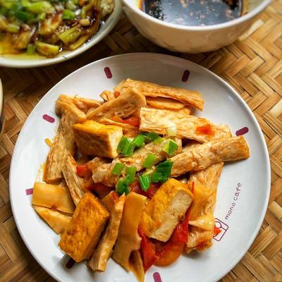 Cách Làm Món Đậu Hũ Sườn Chay Măng Le Xốt Cà Chua của Nguyễn Hoàng Yến - Cookpad