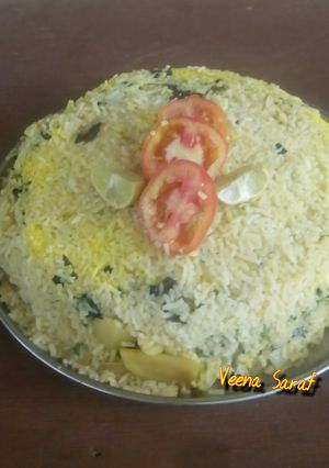 A picture of Chawal ke biryani.
