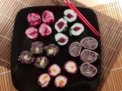 Una foto di riso nero avocado