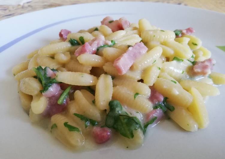 Easiest Way to Make Any-night-of-the-week Gnocchetti Sardi con Crema di Patate, Pancetta Affumicata Rucola