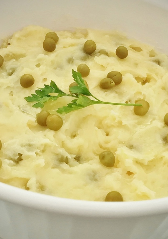 Una foto de Puré de patata con guisantes