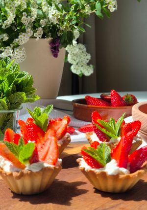 Фото 🍓 Тарталетки з полуницею та кремом з маскарпоне.