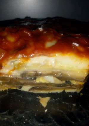 Una foto de "Lasagna de Berenjenas con Bechamel y Salsa Portuguesa"😉😉👍
