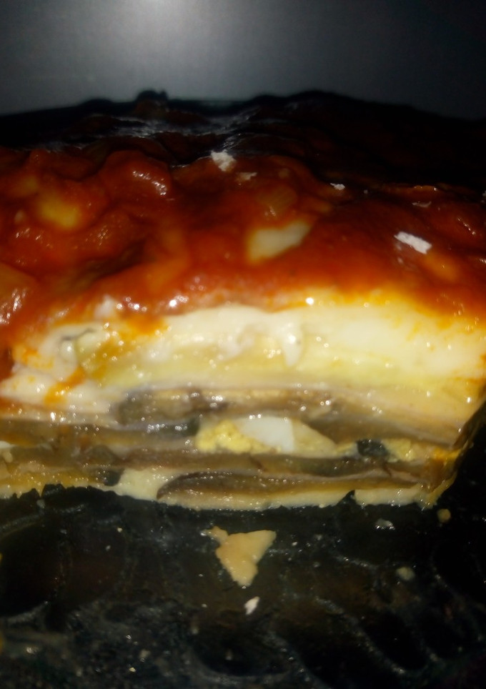 Una foto de "Lasagna de Berenjenas con Bechamel y Salsa Portuguesa"😉😉👍