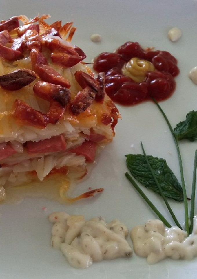 Una foto de Pastel de patata con frankfurt