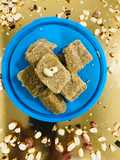 शेंगदाणा बर्फी (Shengdana Barfi Recipe In Marathi)