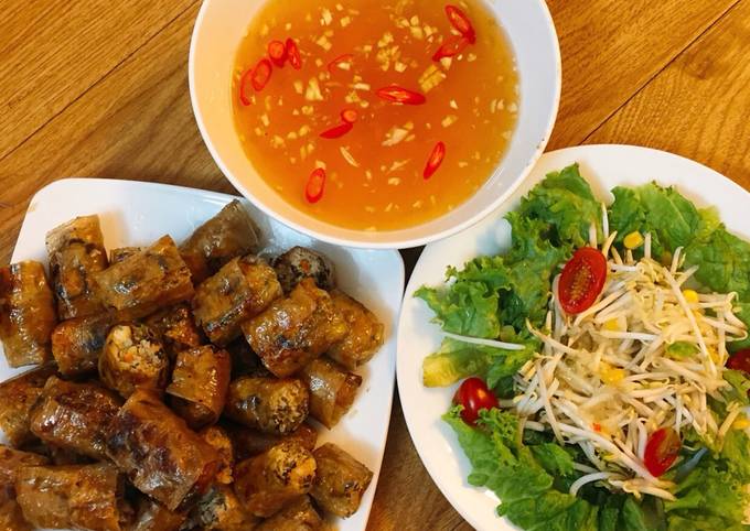 Cách thực hiện nem rán giòn