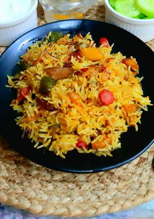 A picture of Veg biryani.
