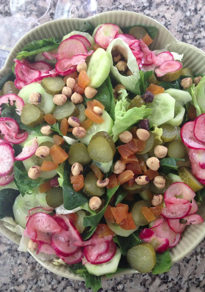 Una foto de Ensalada con rábanos