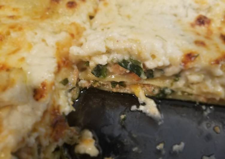 Steps to Make Speedy Salmon and Spinach Lasagne