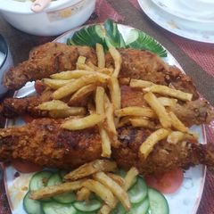 A picture of Fried leg pieces.
