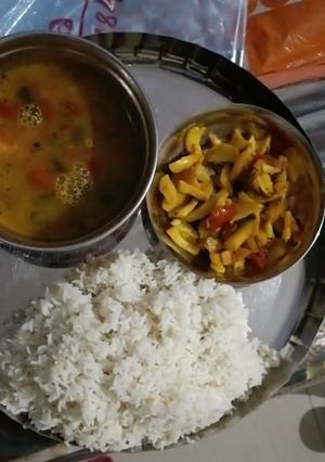 A picture of Dal chawal.