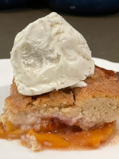 A picture of Fresh Peach Cobbler.