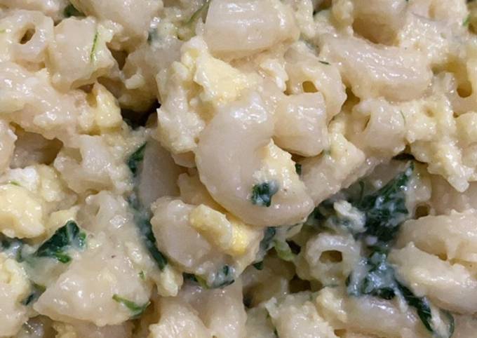 Cara Gampang Membuat Mac and cheese with spinach (makaroni keju plus bayam) yang Bisa Manjain Lidah