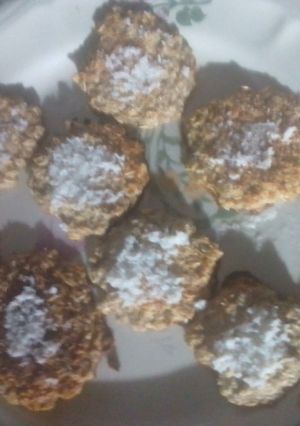 Una foto de Galletitas de avena y banana fáciles dietéticas😋